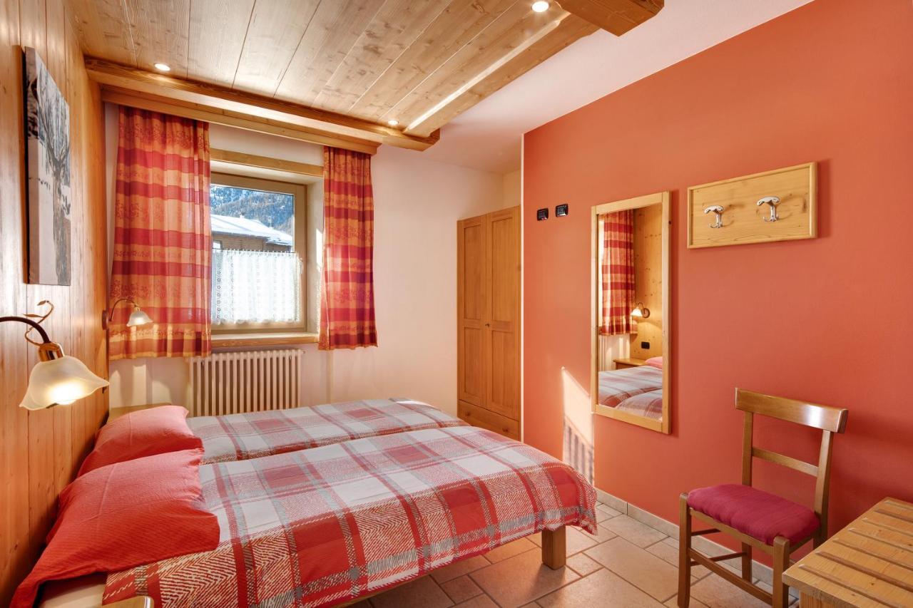 Baita Paola 5 Posti Livigno Exterior foto